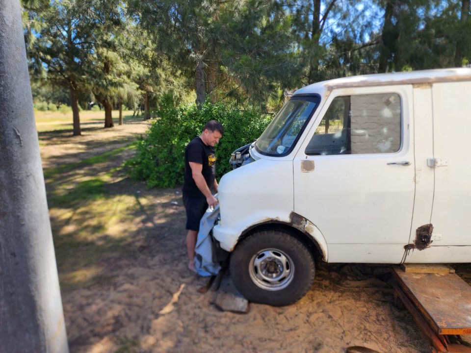 A96E1FA4-550F-440A-B051-3000872AD0E7