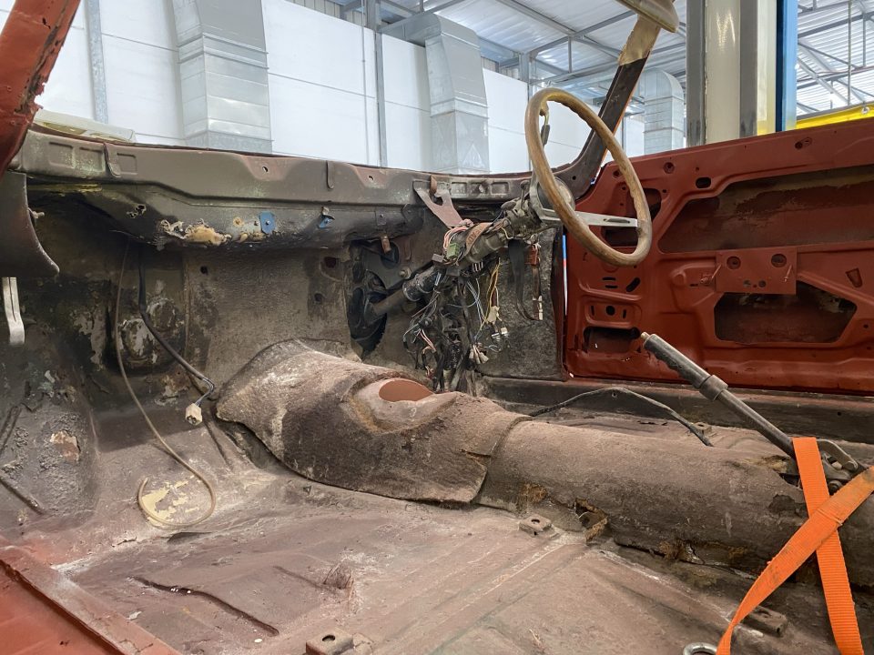 D537CE06-A0D2-4F6F-9985-BB3FB43DDC57