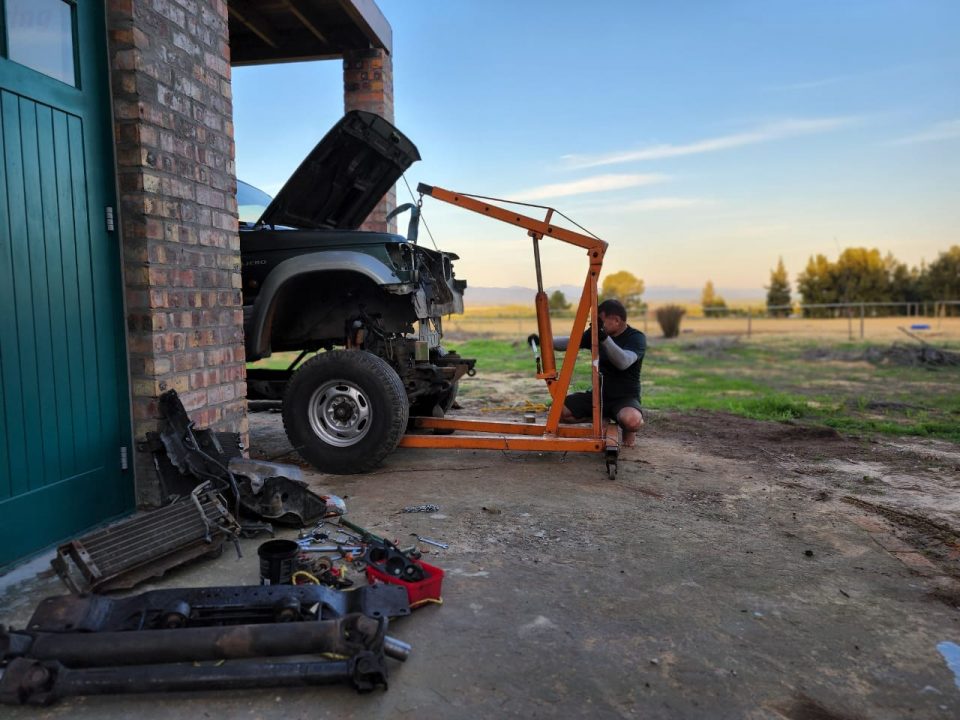 EFAEBE4D-7998-4CE3-83DD-C9713F97EF04