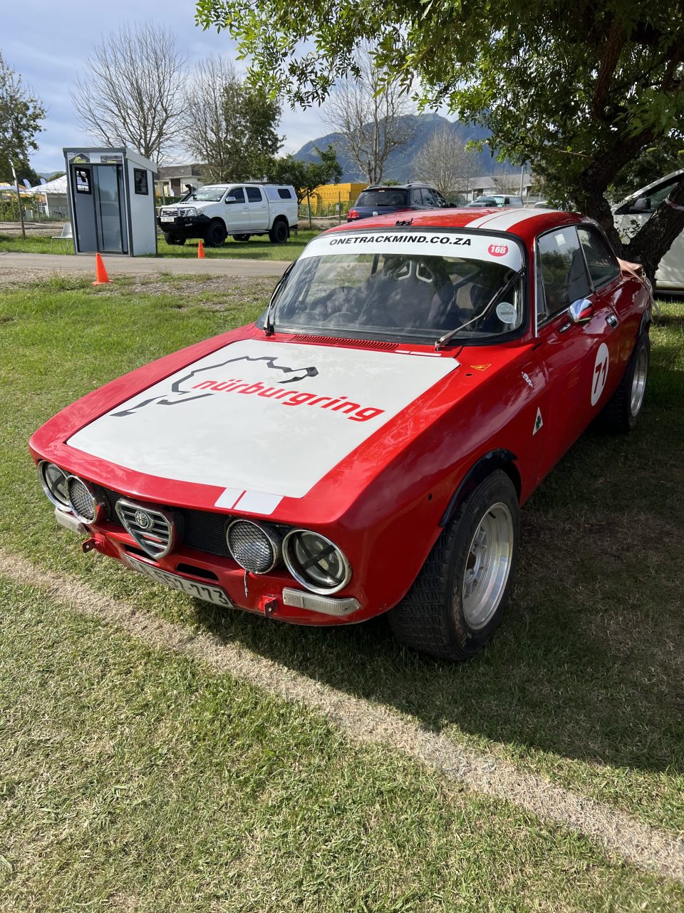 6AE867F5-F6E4-4B3B-A4B7-3274308B9D07