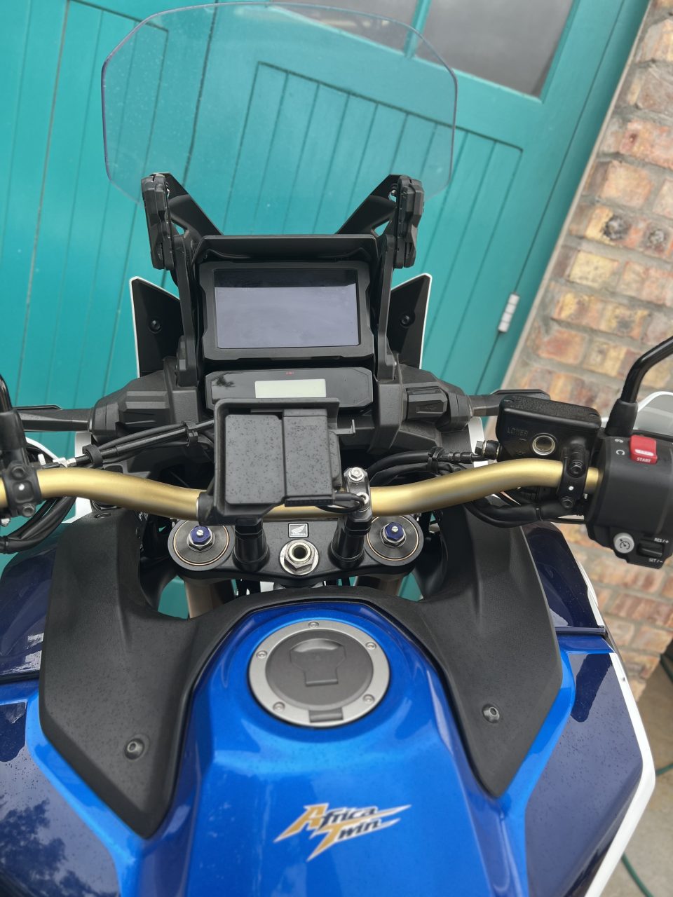 A00A07EA-E1D9-47D1-89D8-20BB89F2BCC4