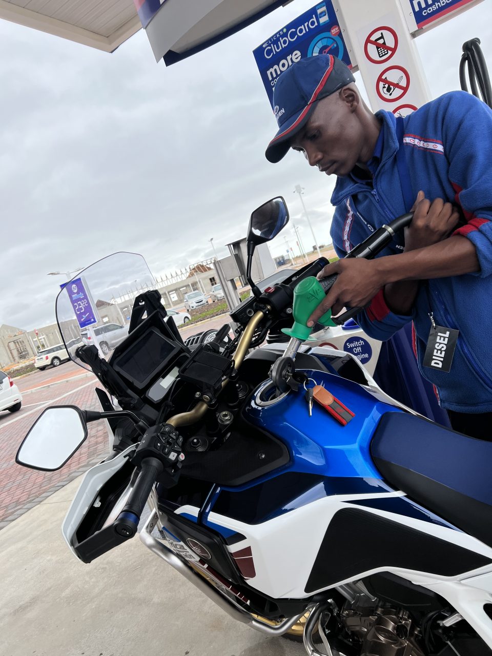 D86F4982-2C7B-44F9-96EC-82B41DE9CAE6