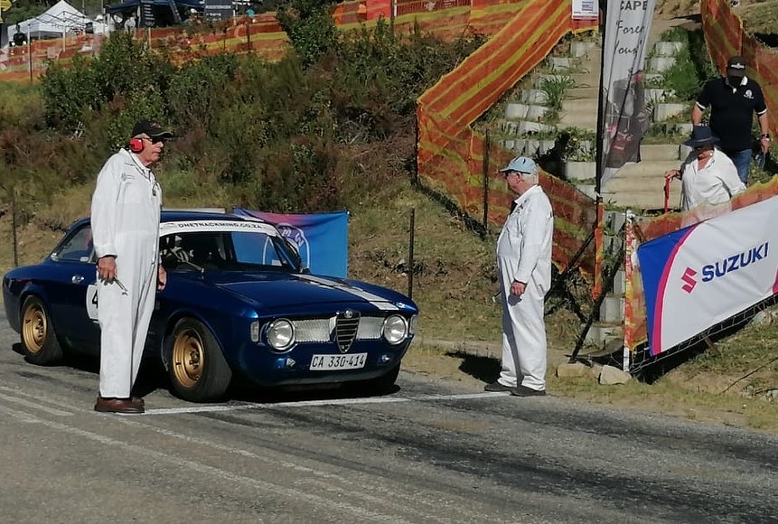 EAB554AD-1CEC-41CA-960C-38C6E2755621