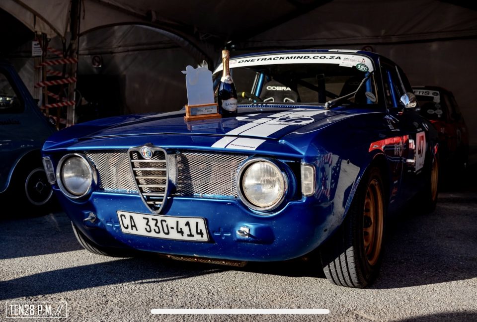 EF72DAD4-0CB7-418B-90F9-84672DC5576C