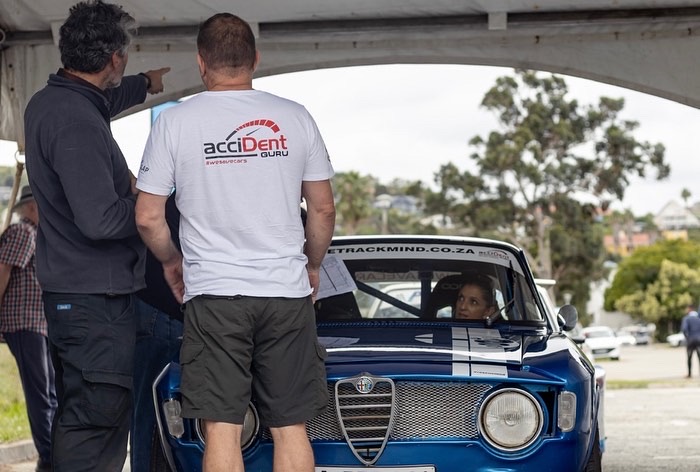 F3FBEAD2-11C9-4748-9A76-B1CE4CEF2E54